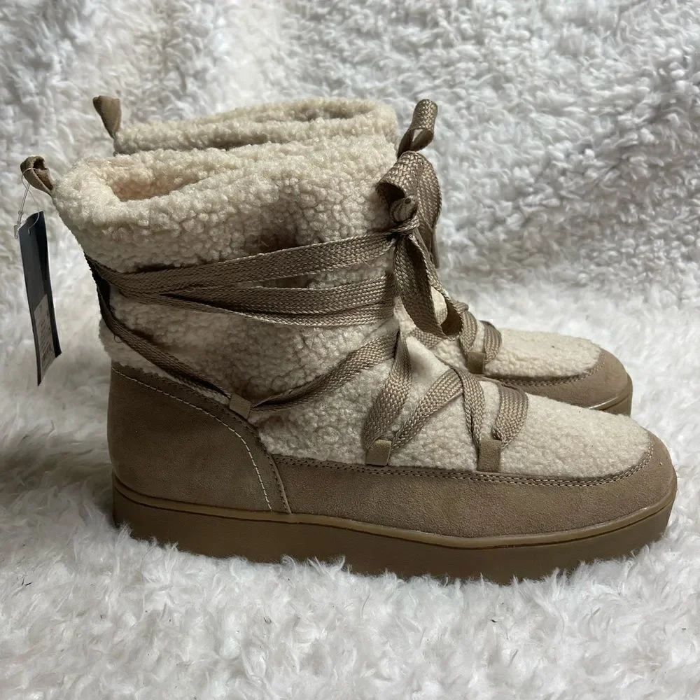 NWT Universal Thread Brigitte ankle Boots khaki and beige faux fur SZ 11